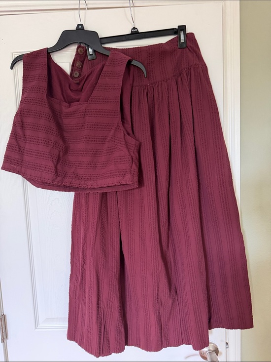 Free People Dresses & Skirts - Free People Women's Textured Midi Skirt & Top Matching set